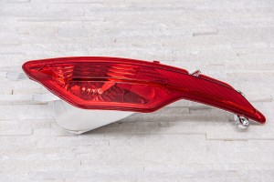 BMW X6 E72 2007-2014 LAMPA PRZECIWMGIELNA TYLNA PRAWA Z ODBLASKIEM 63147187220