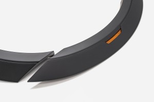 FORD RANGER T8 2019+ POSZERZENIA BŁOTNIKÓW Z ODBLASKIEM