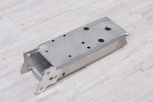 BMW SERIA 1 F20 2011-2019 ALUMINIOWE WZMOCNIENIE PRZEDNIEGO ZDERZAKA STREFA ZGNIOTU PRAWA 51117266192