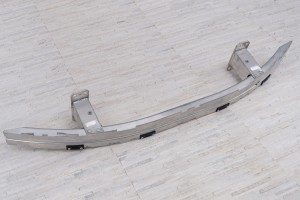 BMW SERIA 5 E61 2003-2007 PRZED FACELIFTINGIEM ALUMINIOWA BELKA WZMOCNIENIE PRZEDNIEGO ZDERZAKA 51117033696