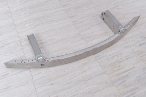 BMW SERIA 7 F02 2013-2015 PO FACELIFTINGU ALUMINIOWA BELKA WZMOCNIENIE PRZEDNIEGO ZDERZAKA 51647333134