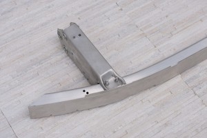 BMW SERIA 5 F07 GRAN TURISMO 2009-2017 ALUMINIOWA BELKA WZMOCNIENIE PRZEDNIEGO ZDERZAKA 51117200741
