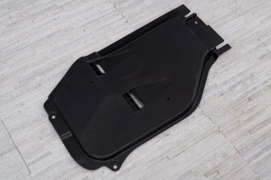MERCEDES A-CLASS W176 2012-2018 OSŁONA PŁYTA POD SILNIK A2465201523
