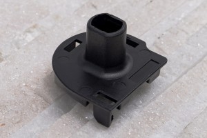 MERCEDES CLS C218 2010-2018 WSPORNIK UCHWYT DOLNY CHŁODNICY A2045040514