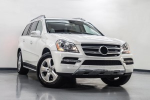 MERCEDES GL X164 2009-2012 PO FACELIFTINGU RAMKA LAMPY PRZECIWMGIELNEJ KRATKA PRZEDNIEGO ZDERZAKA LEWA A1648847122