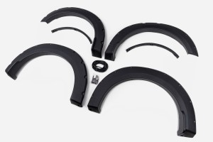 FORD RANGER RAPTOR 2015-2019 PO PIERWSZYM FACELIFTINGU POSZERZENIA BŁOTNIKÓW