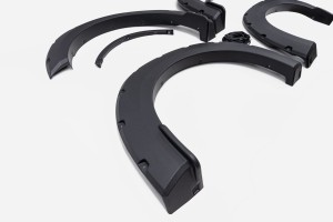 FORD RANGER RAPTOR 2015-2019 PO PIERWSZYM FACELIFTINGU POSZERZENIA BŁOTNIKÓW