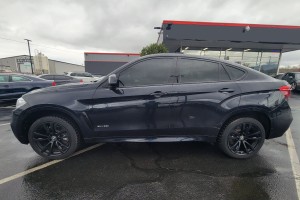 BMW X6 F16 2014-2019 BŁOTNIK PRZEDNI LEWY 51657418955