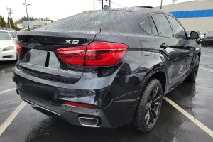BMW X6 F16 2014-2019 BŁOTNIK PRZEDNI PRAWY 51657418956