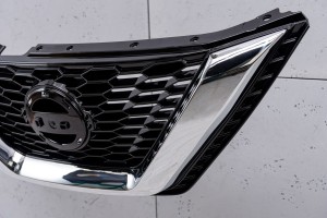 NISSAN QASHQAI II J11 2017-2021 PO FACELIFTINGU GRILL PRZEDNI ATRAPA CHŁODNICY 62310DF60A