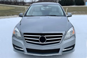 MERCEDES R-CLASS W251 2009-2013 PO FACELIFTINGU KRATKA PRZEDNIEGO ZDERZAKA ŚRODKOWA A2518850953