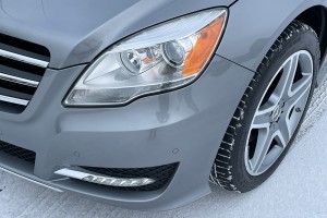 MERCEDES R-CLASS W251 2009-2013 PO FACELIFTINGU KRATKA PRZEDNIEGO ZDERZAKA LEWA A2518852923