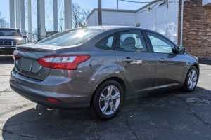 FORD FOCUS MK3 III SEDAN 2010-2014 PRZED FACELIFTINGIEM LAMPA KLAPY TYLNEJ PRAWA BM5113A602AD