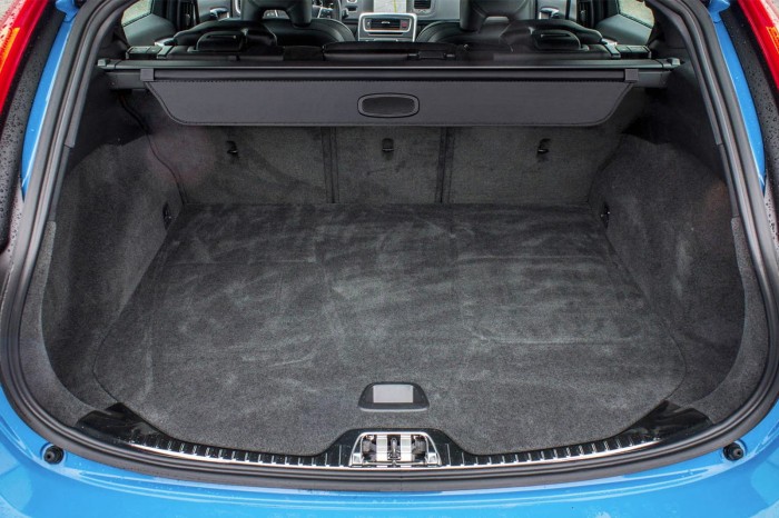 VOLVO V60 2011-2018 ROLETA BAGAŻNIKA CZARNA