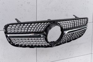 MERCEDES GLC X253 2015-2019 PRZED FACELIFTINGIEM GRILL DIAMOND CZARNY Z KAMERĄ