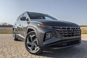 HYUNDAI TUCSON IV NX4 2020+ STOPNIE BOCZNE PROGI SAMOCHODOWE