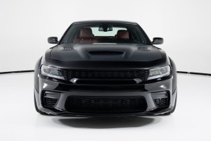 MASKA Z WYGLUSZENIEM DODGE CHARGER 2021+ 68529909AA