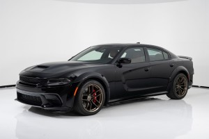 MASKA Z WYGLUSZENIEM DODGE CHARGER 2021+ 68529909AA