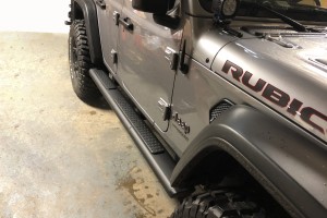 JEEP WRANGLER JL 2018+ STOPNIE BOCZNE PROGI 82215329