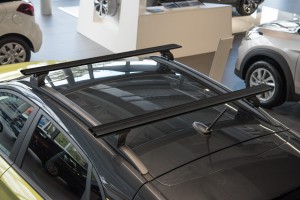 VOLVO XC90 II 2015+ BELKI POPRZECZNE DO RELINGÓW PRZYLEGAJĄCYCH 130 CM