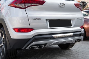 HYUNDAI TUCSON 2015-2018 DOKŁADKI ZDERZAKÓW Z IMITACJĄ WYDECHÓW