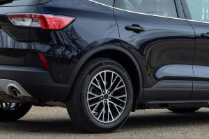 FORD KUGA MK3 III 2019+ LISTWA TYLNEGO BŁOTNIKA PRAWA LV4BS286D02EAW