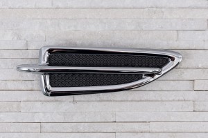 FORD KUGA MK2 II 2013-2016 PRZED FACELIFTINGIEM KRATKA ZAŚLEPKA PRZEDNIEGO BŁOTNIKA PRAWA CJ5416C216AFW