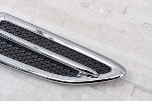 FORD KUGA MK2 II 2013-2016 PRZED FACELIFTINGIEM KRATKA ZAŚLEPKA PRZEDNIEGO BŁOTNIKA PRAWA CJ5416C216AFW