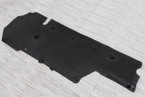 PORSCHE PANAMERA I 970 2013-2016 PO FACELIFTINGU MATERIAŁOWA OSŁONA PODWOZIA PRAWA 97050412212