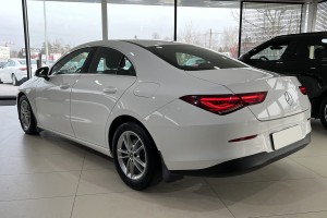 MERCEDES CLA C118 W118 2019+ CHLAPACZE