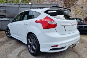 FORD FOCUS MK3 III ST HATCHBACK 2011-2014 PRZED LIFTINGIEM BLENDA KLAPY BAGAŻNIKA BM51F43404AHJAAC