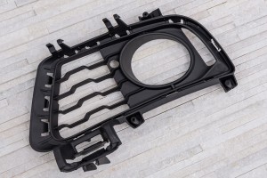 BMW SERIA 3 F34 GT 2013-2021 ZAŚLEPKA HALOGENU KRATKA ZDERZAKA LEWA 51118057323