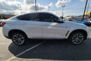 BMW X6 F16 2014-2019 LISTWA BŁOTNIKA WLOTU POWIETRZA PRAWA 51767347516