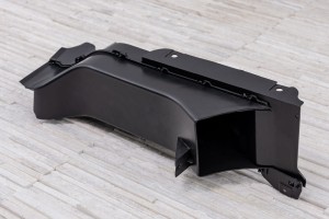 BMW SERIA 7 E65 E66 2005-2008 PO FACELIFTINGU KANAŁ POWIETRZA TARCZY HAMULCOWEJ PRAWY 51717153784