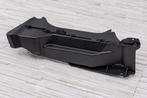 BMW SERIA 7 E65 E66 2005-2008 PO FACELIFTINGU KANAŁ POWIETRZA TARCZY HAMULCOWEJ PRAWY 51717153784