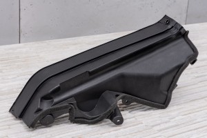 BMW X5 E70 2006-2013 PRZEGRODA KOMORY SILNIKA PRAWA 51717169420