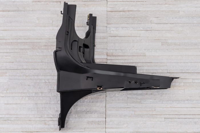 BMW X6 E72 2007-2014 GÓRNY WSPORNIK PRZEDNIEGO BŁOTNIKA LEWY 51657157983