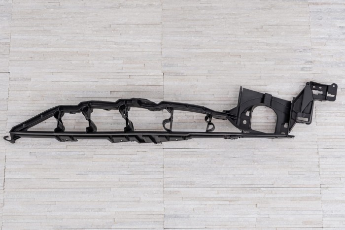 BMW X6 E72 2007-2014 DOLNY WSPORNIK PRZEDNIEGO BŁOTNIKA LEWY 51127157989
