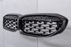 BMW SERIA 3 G20 2018+ TUNINGOWY GRILL PRZEDNI DIAMOND CZARNY ATRAPA NERKI WERSJA Z KAMERĄ
