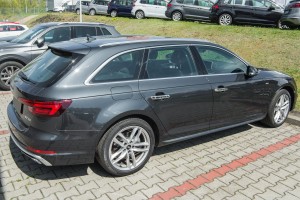 AUDI S4 B9 2015-2019 PRZED FACELIFTINGIEM NAKŁADKI NA KLAMKI WERSJA Z SENSOREM WYPRZEDAŻ