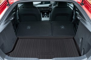 MAZDA 3 III BN 2016-2018 PO FACELIFTINGU HATCHBACK MATA BAGAŻNIKA WYKŁADZINA