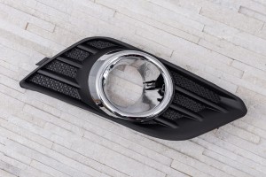 OPEL MOKKA A J13 2012-2016 PRZED FACELIFTINGIEM ZAŚLEPKA KRATKA ZDERZAKA PRZEDNIEGO PRAWA 25980486
