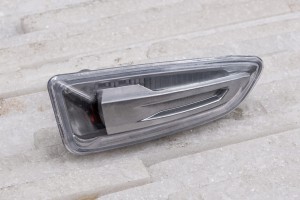 OPEL ASTRA K 2015+ MIGACZ KIERUNKOWSKAZ BOCZNY PRAWY 13273104