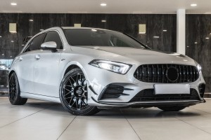 MERCEDES A-CLASS W177 2018+ LISTWA PRZEDNIEGO ZDERZAKA PRAWA CZARNA A1778854403