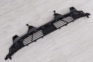 HYUNDAI TUCSON IV NX4 2020+ KRATKA PRZEDNIEGO DOLNEGO ZDERZAKA ŚRODKOWA 86531N7020