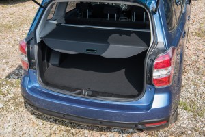 SUBARU FORESTER IV SJ 2014-2018 ROLETA BAGAŻNIKA CZARNA