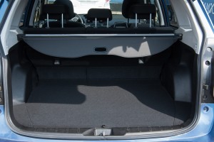 SUBARU FORESTER IV SJ 2014-2018 ROLETA BAGAŻNIKA CZARNA