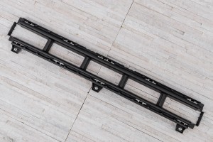 JEEP COMPASS II MP 2020+ PO FACELIFTINGU KRATKA PRZEDNIEGO ZDERZAKA ŚRODKOWA 6ZH09TZZAA