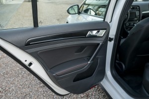 VOLKSWAGEN GOLF 7 VII 5G 2012-2020 NAKŁADKI NA KLAMKI WEWNĘTRZNE