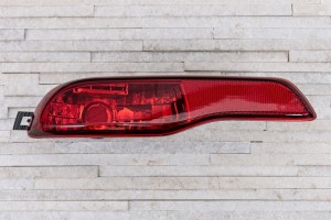 JEEP CHEROKEE V KL 2014-2018 PRZED LIFTINGIEM ODBLASK TYLNA LAMPA PRZECIWMGIELNA LEWA 68102877AD